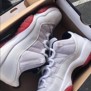 Jordan Retro 11 cherry bottoms